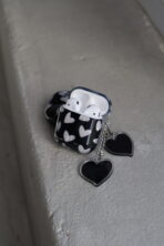 Чохол Love Black Heart 1/2