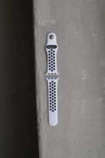 Ремінець Nike Band 38mm/40mm/41mm/42mm (10 gen.) (white/black)