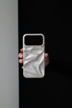 Чохол Venom White + glitter 17 Pro