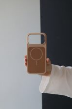 Чохол New Silicone Slim Mag Safe 17 Pro (gold)