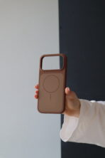 Чохол New Silicone Slim Mag Safe 17 Pro (brown)