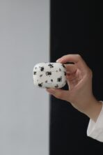 Чохол Milk/Black Flowers 4